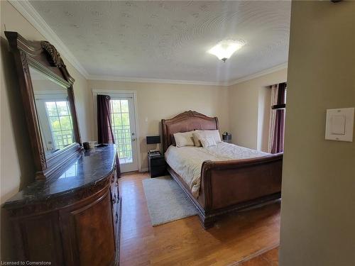 1413 Stoney Creek Road, Caledonia, ON - Indoor Photo Showing Bedroom