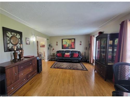 1413 Stoney Creek Road, Caledonia, ON - Indoor Photo Showing Other Room