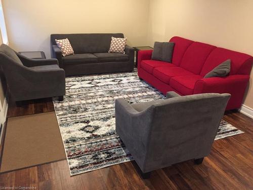 6285 Cadham Street, Niagara Falls, ON - Indoor Photo Showing Living Room