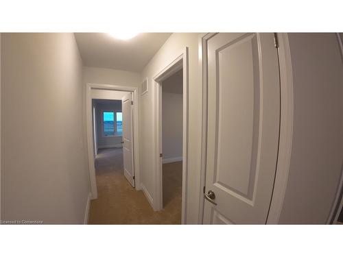 889 Knights Lane, Woodstock, ON - Indoor Photo Showing Other Room