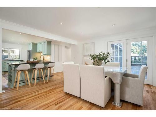 169 Chebucto Drive, Oakville, ON - Indoor Photo Showing Dining Room