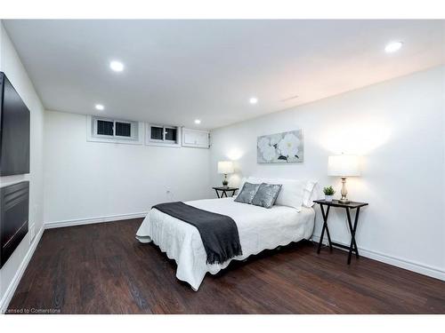 685 Vine Street, St. Catharines, ON - Indoor Photo Showing Bedroom