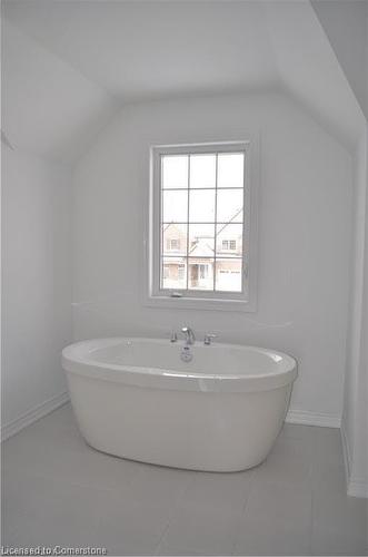 65 Summer Breeze Drive, Quinte West, ON - Indoor Photo Showing Bathroom