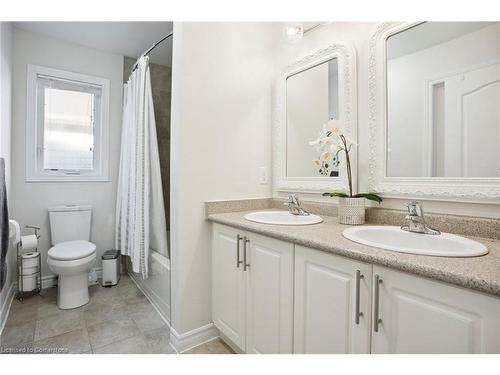 24 Pollard Street, Norwich, ON - Indoor Photo Showing Bathroom