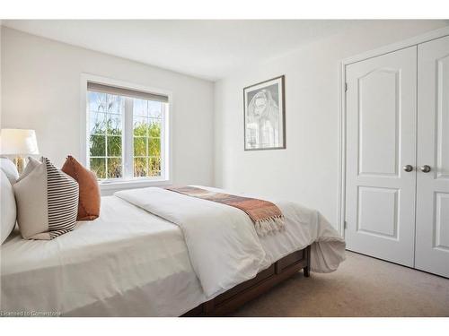 24 Pollard Street, Norwich, ON - Indoor Photo Showing Bedroom