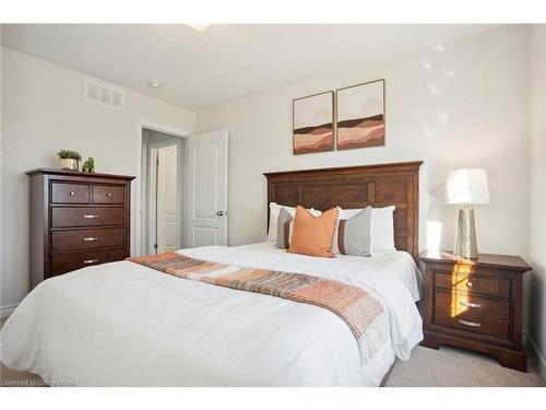 24 Pollard Street, Norwich, ON - Indoor Photo Showing Bedroom