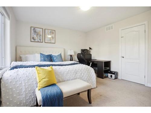 24 Pollard Street, Norwich, ON - Indoor Photo Showing Bedroom