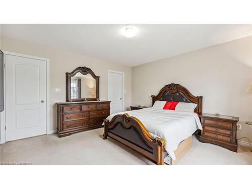 65 Curzon Crescent, Guelph, ON - Indoor Photo Showing Bedroom