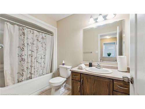 65 Curzon Crescent, Guelph, ON - Indoor Photo Showing Bathroom