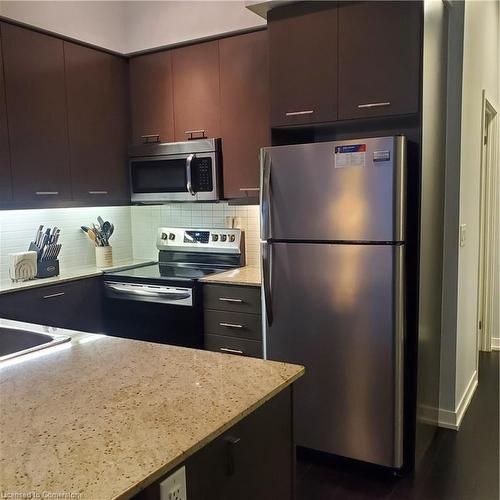 411-365 Prince Of Wales Drive, Mississauga, ON - Indoor Photo Showing Kitchen With Stainless Steel Kitchen With Upgraded Kitchen