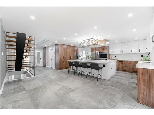 1204 West 5Th Street, Hamilton, ON - Indoor Photo Showing Kitchen