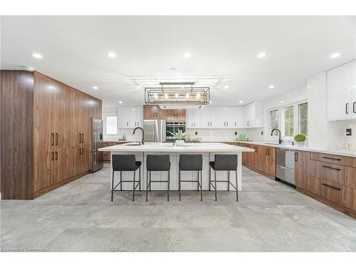 1204 West 5Th Street, Hamilton, ON - Indoor Photo Showing Kitchen With Upgraded Kitchen