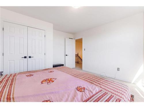 7-310 Southbrook Drive, Binbrook, ON - Indoor Photo Showing Bedroom