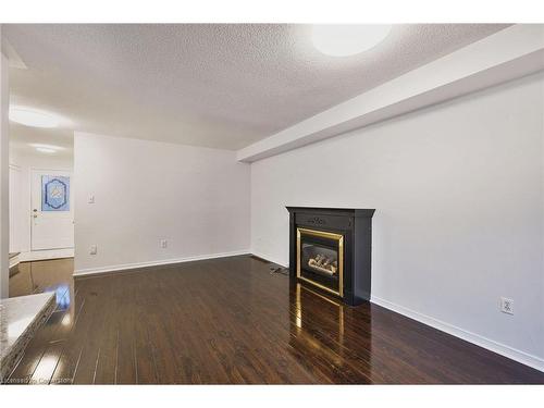 6 Wellington Avenue E, Oshawa, ON - Indoor With Fireplace