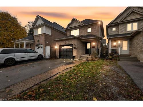 6 Wellington Avenue E, Oshawa, ON - Outdoor With Facade