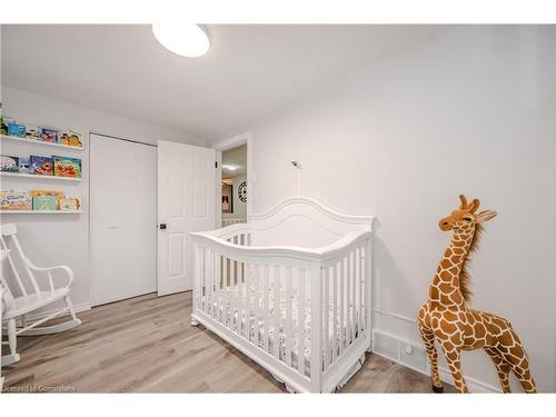 300 Auden Road, Guelph, ON - Indoor Photo Showing Bedroom