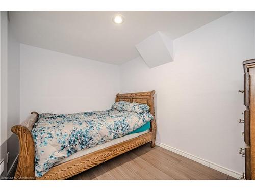 300 Auden Road, Guelph, ON - Indoor Photo Showing Bedroom