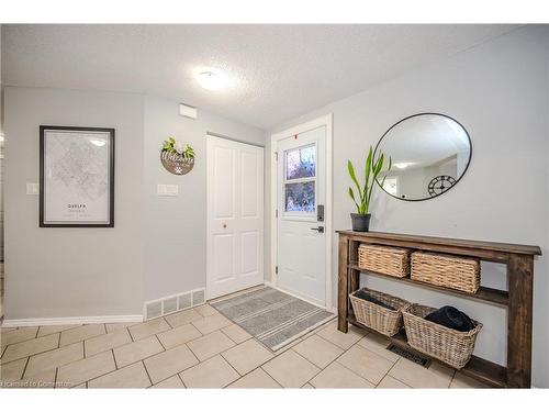 300 Auden Road, Guelph, ON - Indoor Photo Showing Other Room