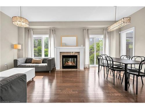 59-515 Winston Road Road, Grimsby, ON - Indoor Photo Showing Living Room With Fireplace