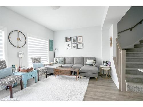 5-314 Equestrian Way, Cambridge, ON - Indoor Photo Showing Living Room