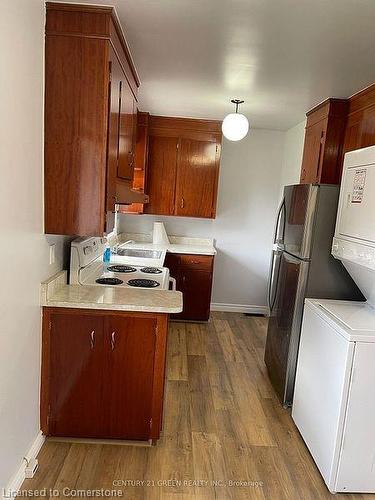 1749 Eastdowns Drive, Cambridge, ON - Indoor Photo Showing Kitchen