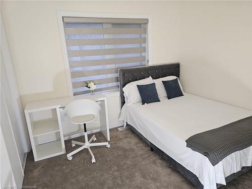 60 Witteveen Drive, Brantford, ON - Indoor Photo Showing Bedroom