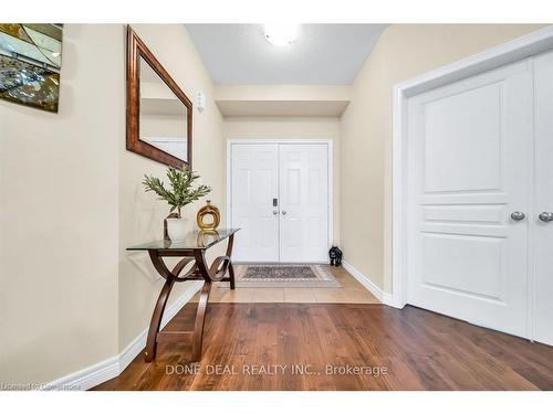 21 Bellagio Avenue, Hamilton, ON - Indoor Photo Showing Other Room