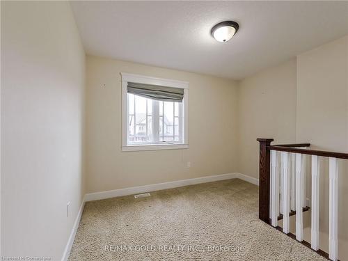 90 Laverty Crescent, Orangeville, ON - Indoor Photo Showing Other Room