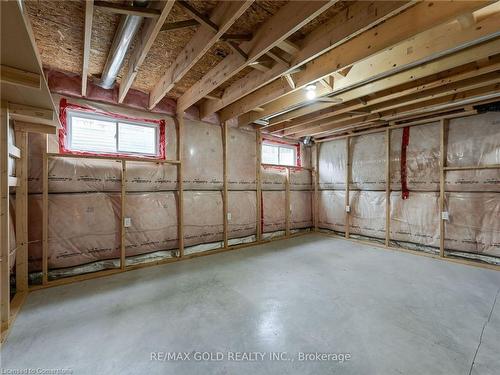 90 Laverty Crescent, Orangeville, ON - Indoor Photo Showing Basement