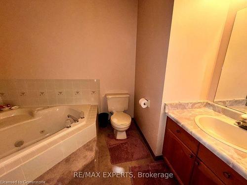 75 Wendy Crescent, London, ON - Indoor Photo Showing Bathroom