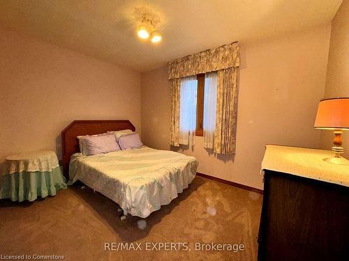 75 Wendy Crescent, London, ON - Indoor Photo Showing Bedroom