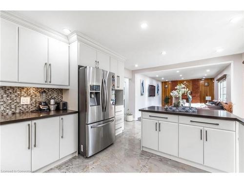 67 Massey Street, Brampton, ON - Indoor Photo Showing Kitchen With Upgraded Kitchen