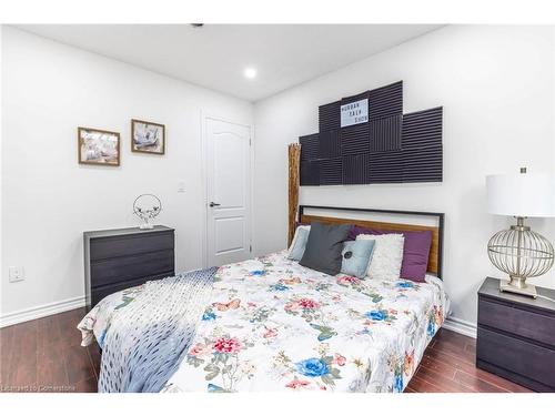 67 Massey Street, Brampton, ON - Indoor Photo Showing Bedroom