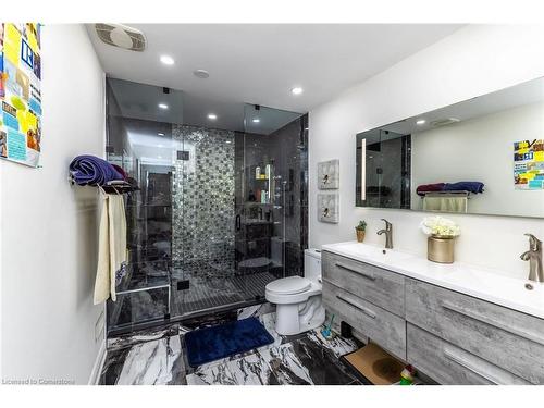 67 Massey Street, Brampton, ON - Indoor Photo Showing Bathroom