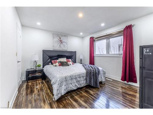 67 Massey Street, Brampton, ON - Indoor Photo Showing Bedroom