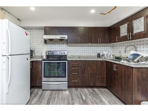 67 Massey Street, Brampton, ON - Indoor Photo Showing Kitchen