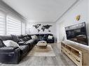 7086 Centennial Street, Niagara Falls, ON  - Indoor Photo Showing Living Room 