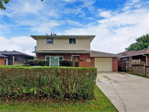 7086 Centennial Street, Niagara Falls, ON - Outdoor