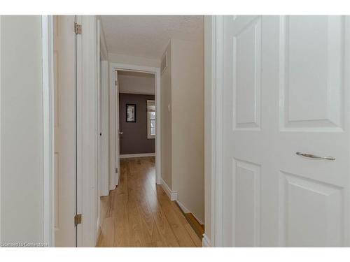 15 Cindy Avenue, Cambridge, ON - Indoor Photo Showing Other Room