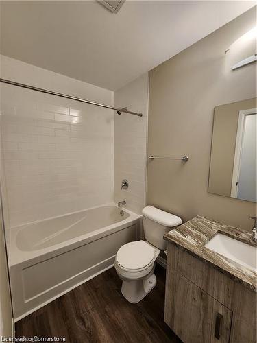 403-108 Garment Street, Kitchener, ON - Indoor Photo Showing Bathroom