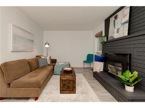 41 Ravine Drive, Port Hope, ON - Indoor Photo Showing Living Room With Fireplace