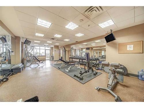 320-330 Princess Royal Drive, Mississauga, ON - Indoor Photo Showing Gym Room