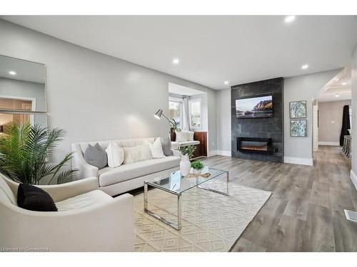 59 Stanley Street, Brantford, ON - Indoor Photo Showing Living Room With Fireplace