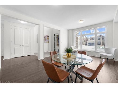 51 Sparrow Way, Colgan, ON - Indoor Photo Showing Dining Room