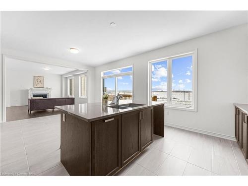 51 Sparrow Way, Colgan, ON - Indoor Photo Showing Kitchen With Double Sink