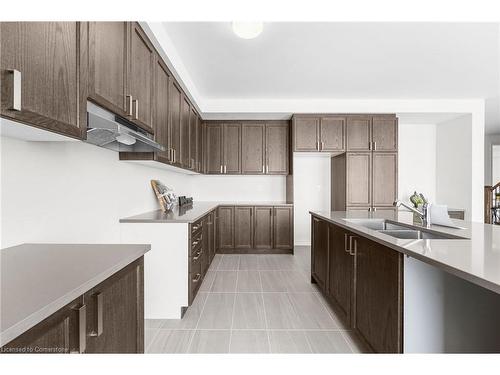 51 Sparrow Way, Colgan, ON - Indoor Photo Showing Kitchen With Double Sink