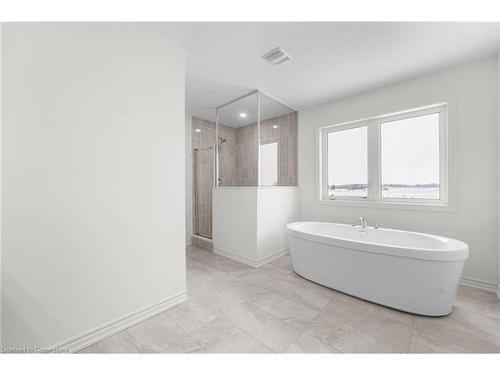 51 Sparrow Way, Colgan, ON - Indoor Photo Showing Bathroom