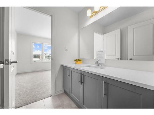 51 Sparrow Way, Colgan, ON - Indoor Photo Showing Bathroom