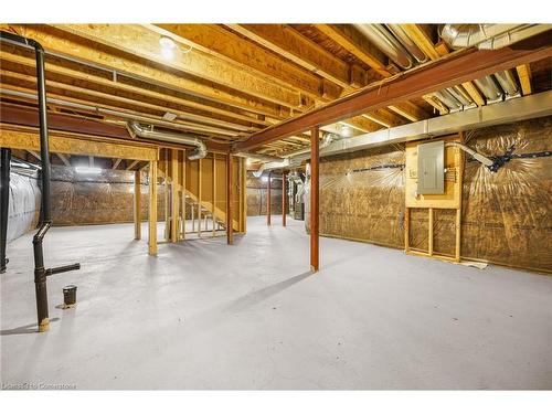 51 Sparrow Way, Colgan, ON - Indoor Photo Showing Basement