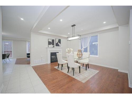 252 Shady Glen Crescent, Kitchener, ON - Indoor Photo Showing Dining Room